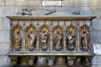 21 TombaMarcoCarelli