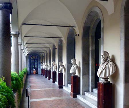 Esterno6
