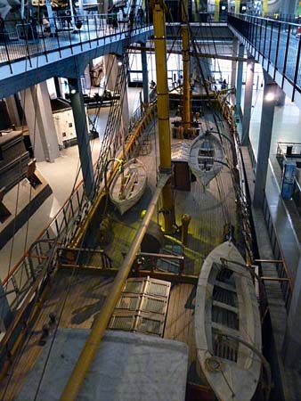 NaveScuolaEBE2